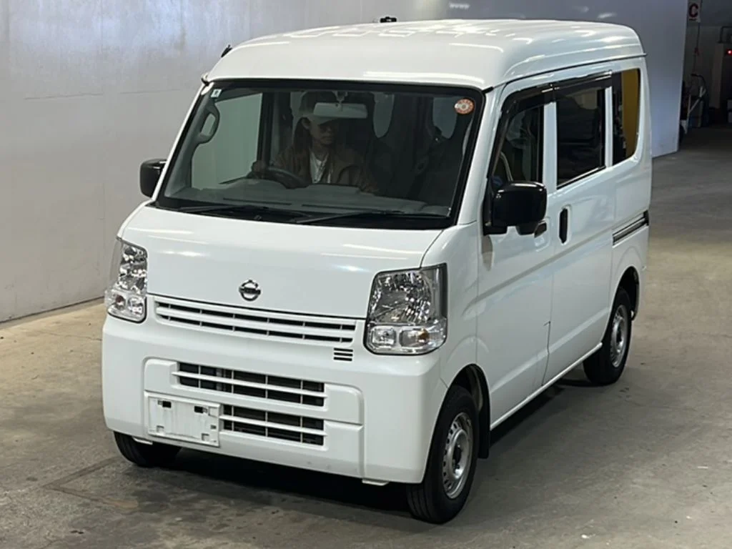Nissan NV100 Clipper DR17V 2023